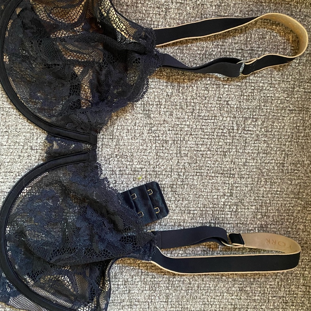 Donna Karan Intimates Lace bra